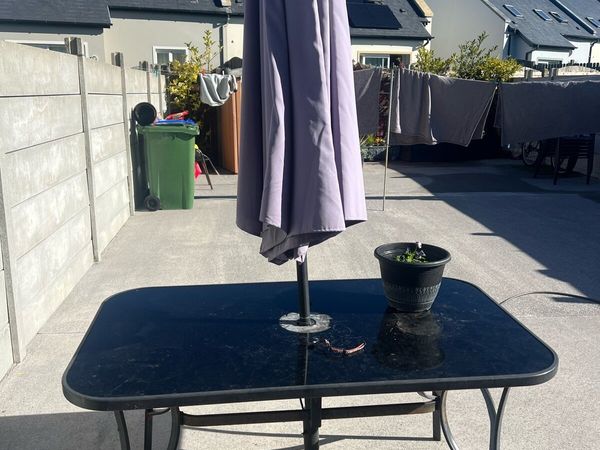 Garden table and umbrella and heavy duty stand and - Main image