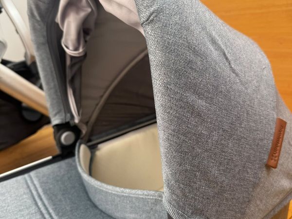 Uppababy vista - Main image