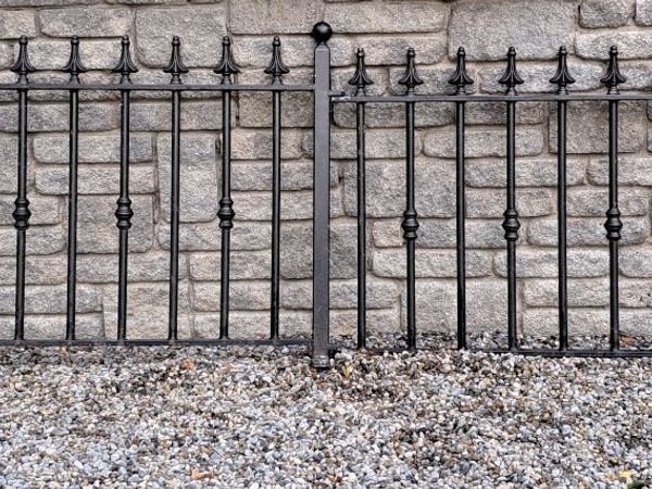 Galvanised Steel Railing (7.2m length) - Main image