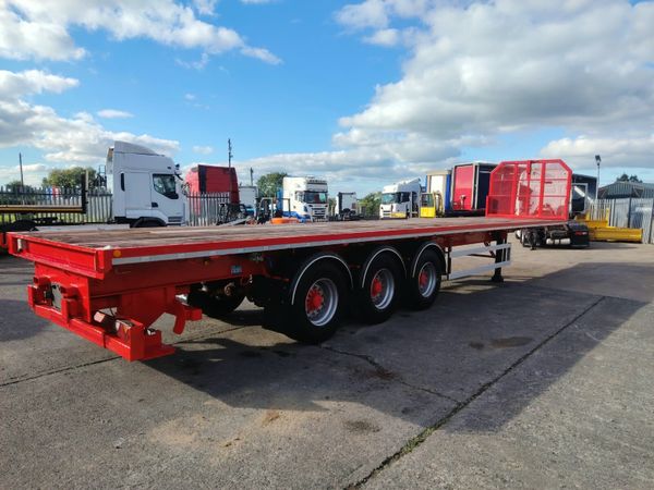 2013 Sdc flat 13.6 Moffet kit twist locks & posts - Main image