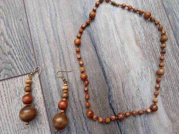 Wooden Beaded Necklace/Earrings Set. - Main image