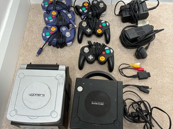 Retro consoles PlayStation Nintendo - Main image