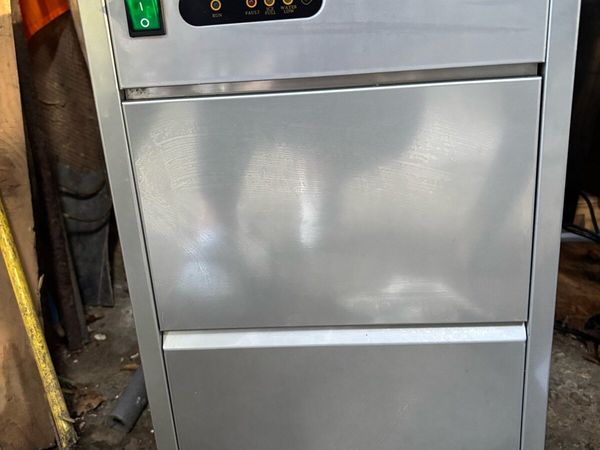 Ice Machine - Main image