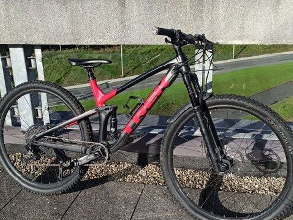 Trek Fuel EX 8 GX 2022  Size S tire 29 - Main image