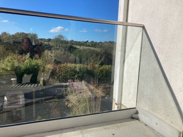 Q railling glass balcony system - Main image