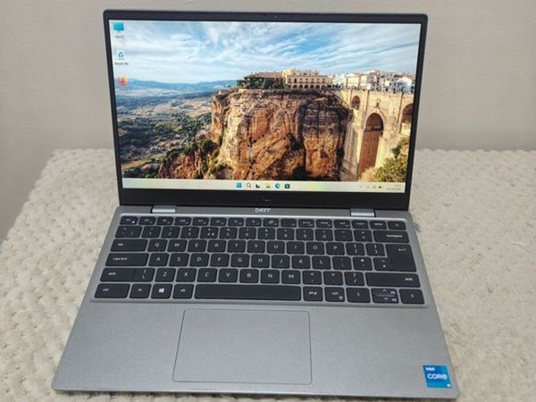 Dell Latitude 3320 | i5 (11th gen) | 8GB | 256GB | - Main image