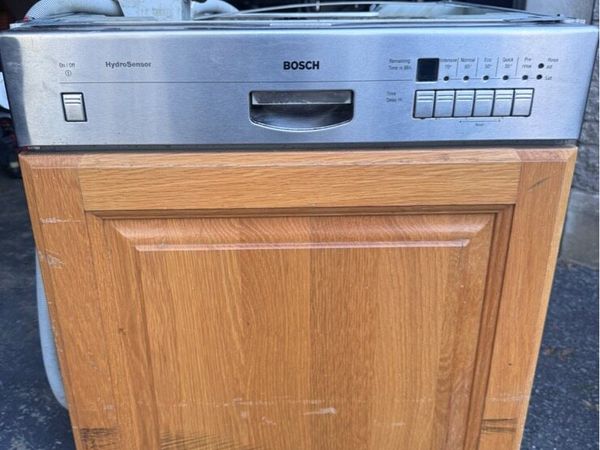 BOSCH Integrated Dishwasher - Main image