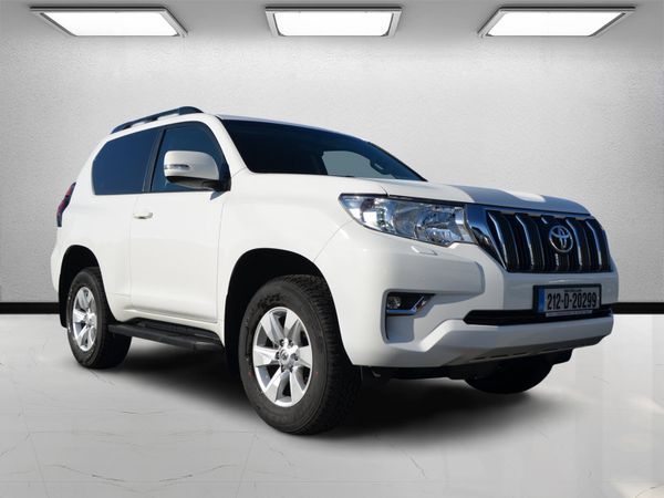 Toyota Land Cruiser 2021 SWB ONLY 74,000 KMS - Main image