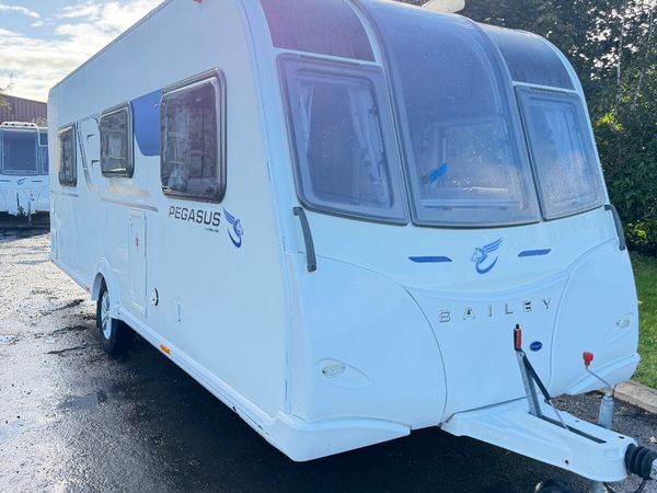 ✨2016 BAILEY PEGASUS BRIDINSI 4 BERTH ISLAND BED✨ - Main image