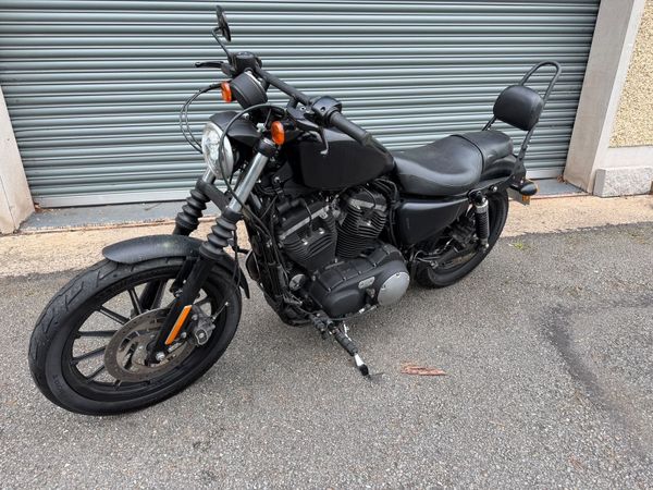Harley Davidson 883 iron - Main image