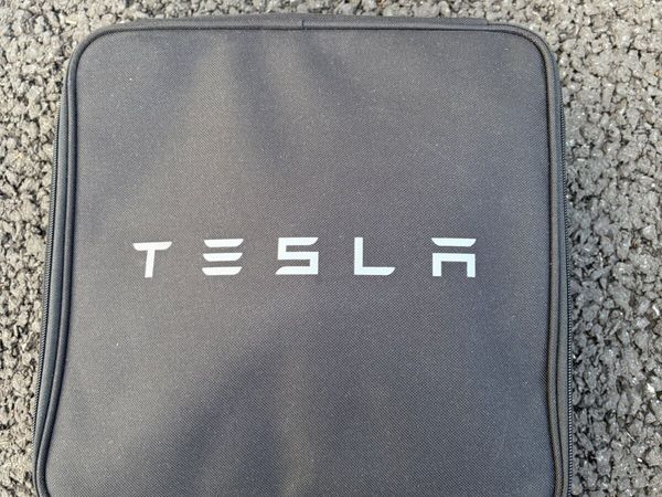 Tesla Mobile Charger - Main image