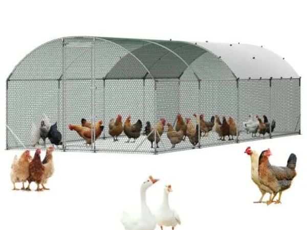 Large Metal Chicken Coop, 2.7 x 7.6 x 2 m, Walk-in - Main image