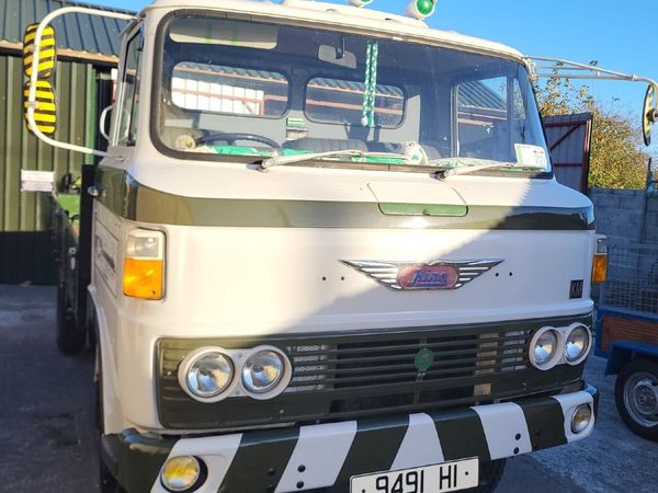 Hino KM 1976 - Main image