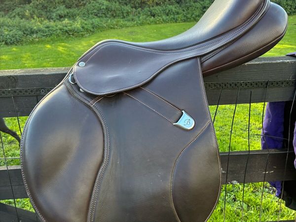Bates GP 17.5 brown saddle - Main image