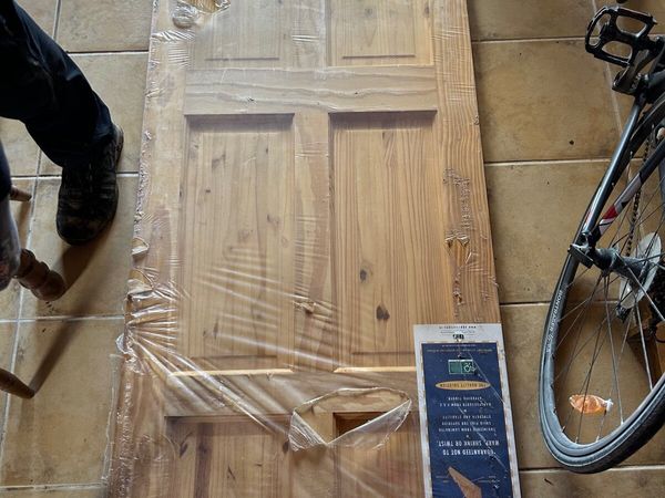 Solid Timber door €40 BRAND NEW - Main image