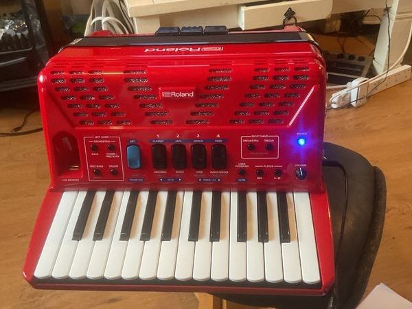 Roland fr1x piano type digital accordion - Main image