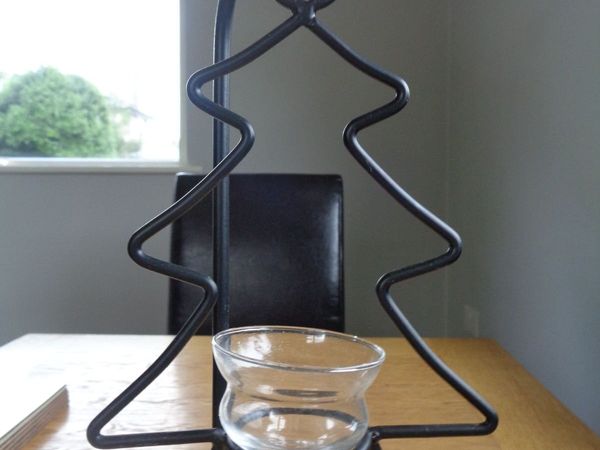 Wrought Iron Christmas Tree T-Light Holder - Main image
