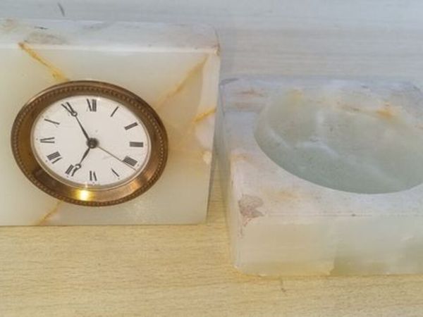 Vintage marble clock and ashtray - Main image