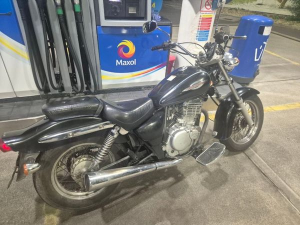 Suzuki Marauder 250 - Main image