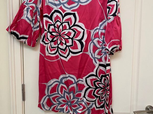 womans dress - Main image