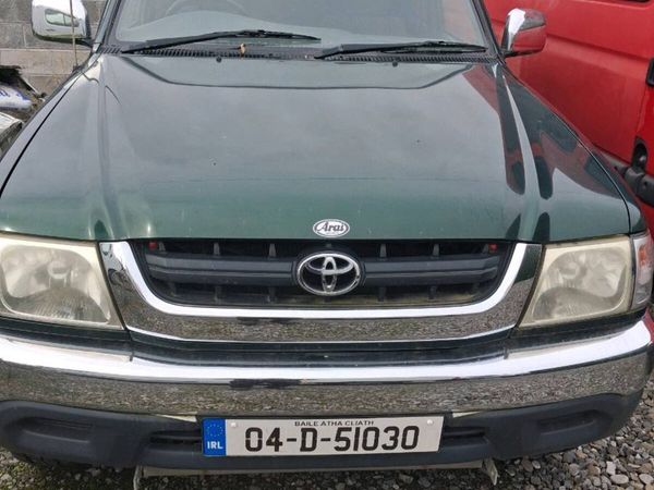 Hilux,minibus,master - Main image
