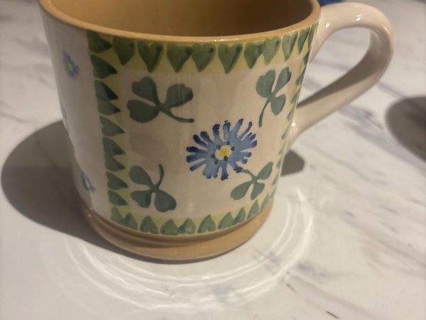 Nicholas Mosse blue clover cup - Main image