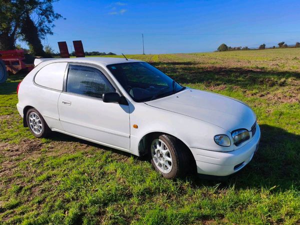 1999 Toyota Corolla E11 2.0 diesel van, tested. - Main image