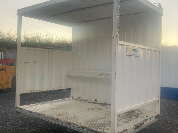 Smoking shelter - Main image