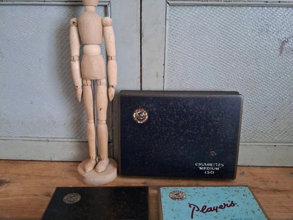 Player's Navy Cut Cigarette Tins - Main image