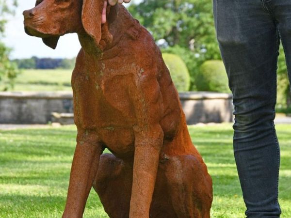 HEAVY CAST IRON  DOGS - Main image