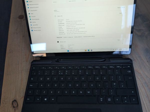 Microsoft Surface Pro X - Main image