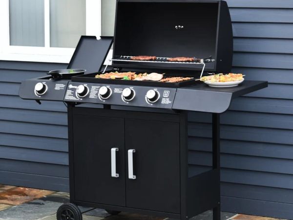 4+1 Gas BBQ Grill with Wheels, Steel-Black


Featu - Main image
