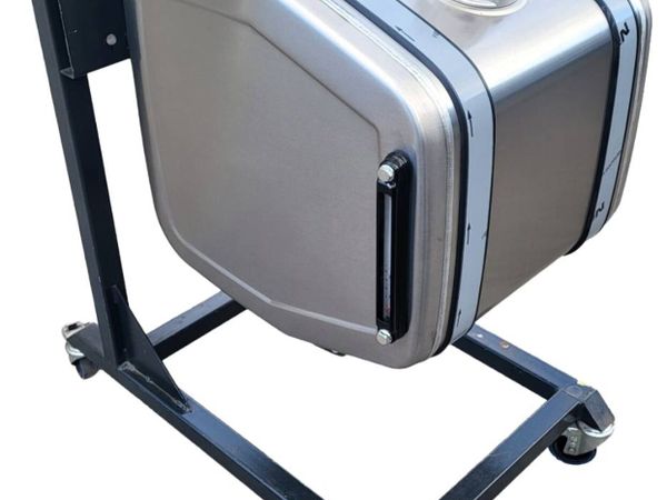 Hydraulic oil tank 8x4 Grab - Main image