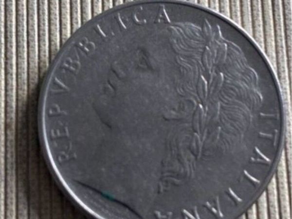 Wry Rare Italian 100 Lira Coin - Main image