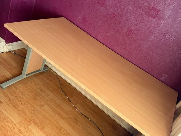 Office table - Main image