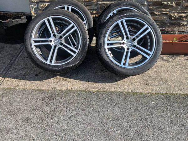 Alloy wheels and Tyres - Main image