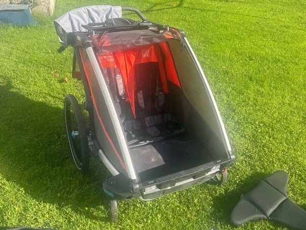 Thule Cross Buggy (with bike attachment) - Main image