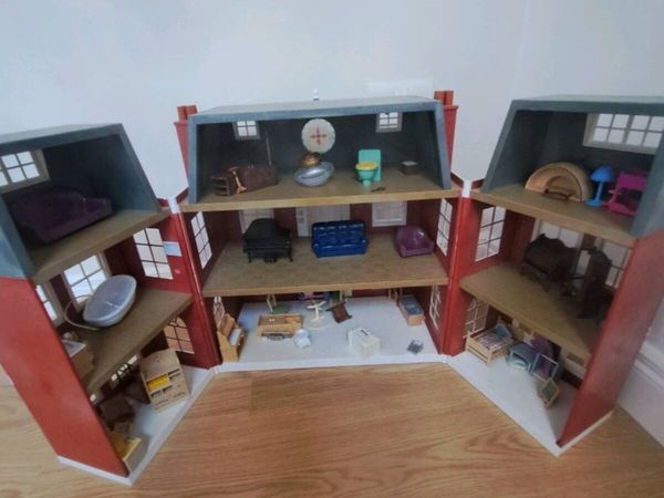 Toys - Main image