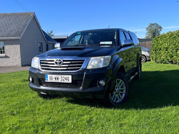 161 Toyota Hilux Invincible 3.0 Auto - Main image