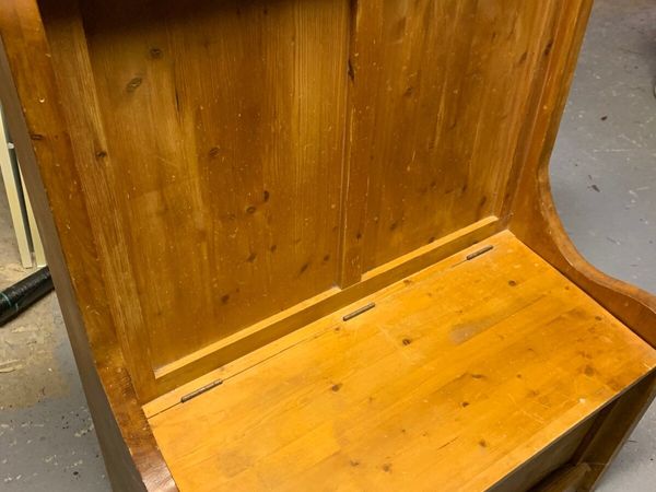 Monks Bench with storage - Main image