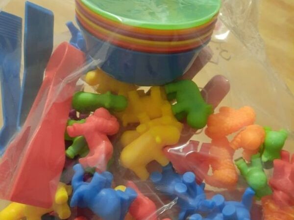 Montessori toys 5-10 euro each - Main image