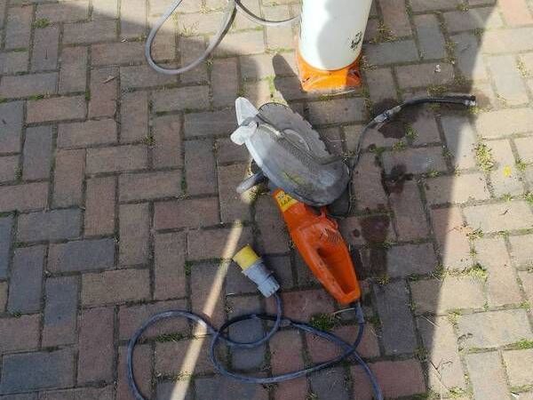 Husquvarna Electric con saw - Main image