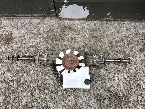 K46 Hydrostatic Gearbox - Main image