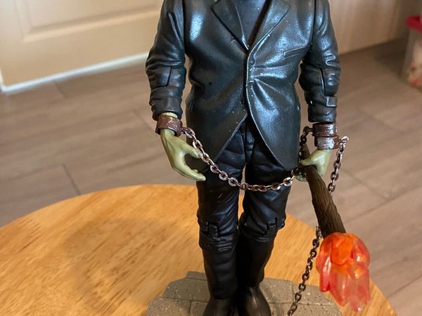 collectable figure - Main image