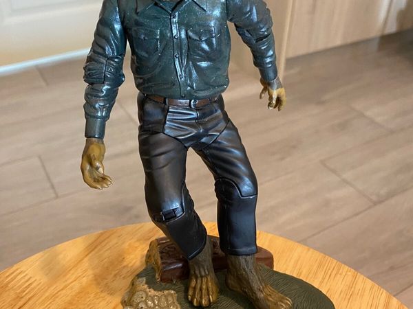 collectable figure - Main image