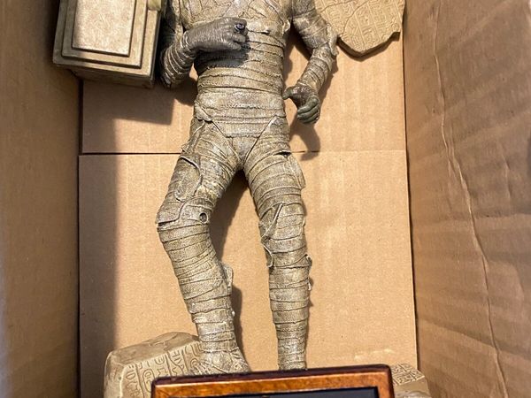 collectable figure - Main image