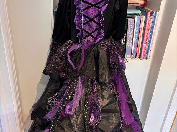 witches outfit - Main image