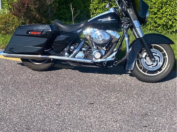 Harley streetglide - Main image