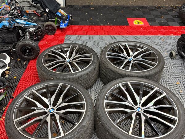 Genuine BMW 742M 22” Wheels with Continental Tyres - Main image