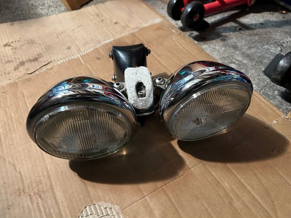 Speed triple headlamps, zx6r Micron exhaust - Main image